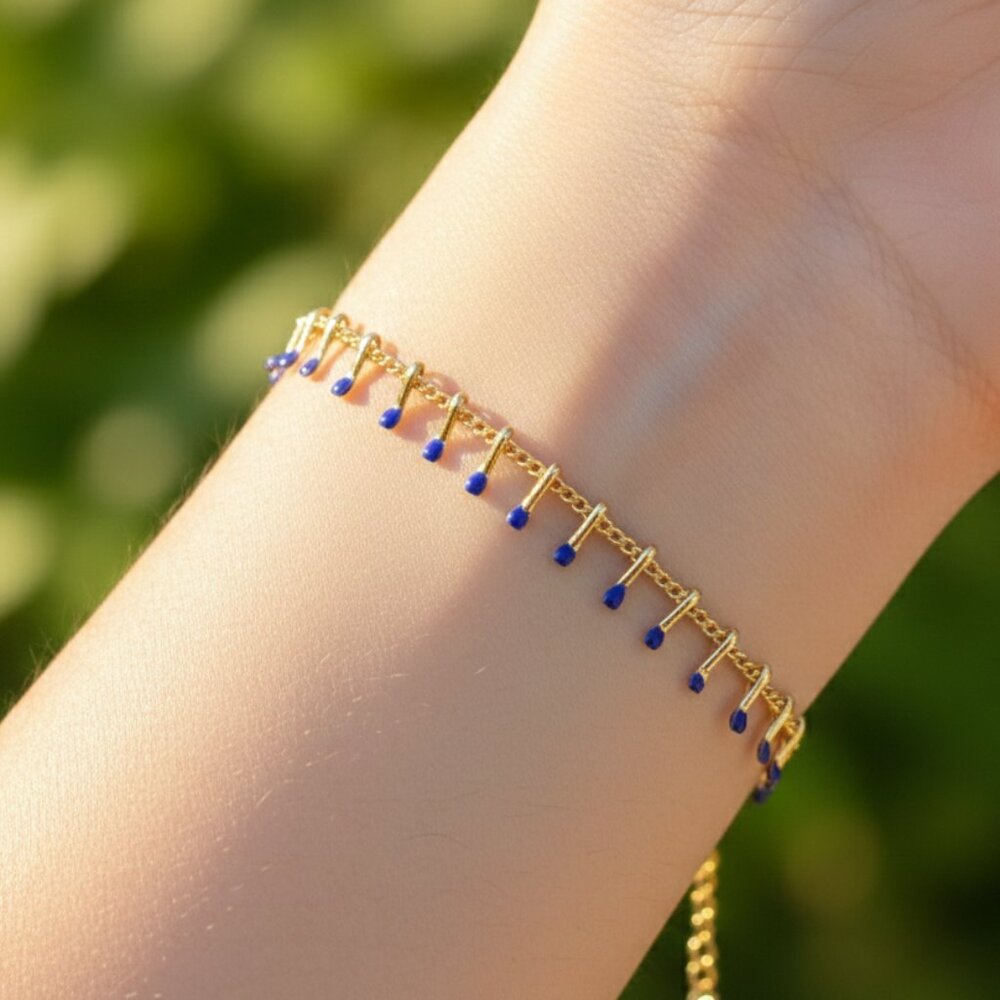 "Trendy Handmade Bracelet – A Stylish Gift for Women & Girls, MAR091317